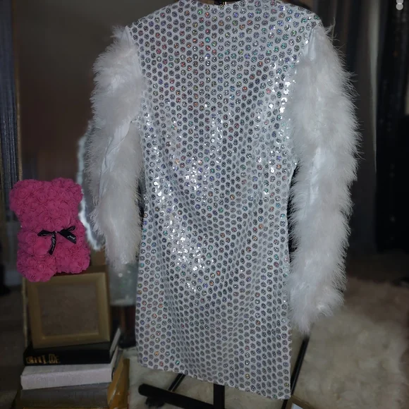 *New* Momycharm Sequin Prom Sparkly Dress Long Slve Mini Wte Feather Dress Sz.M - Picture 2 of 3